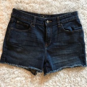 GAP shorts